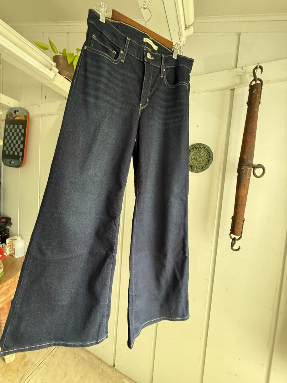 Levi's 318 Shaping Wide Leg Jeans | W30 L32 | Dark Wash Mid Rise Denim